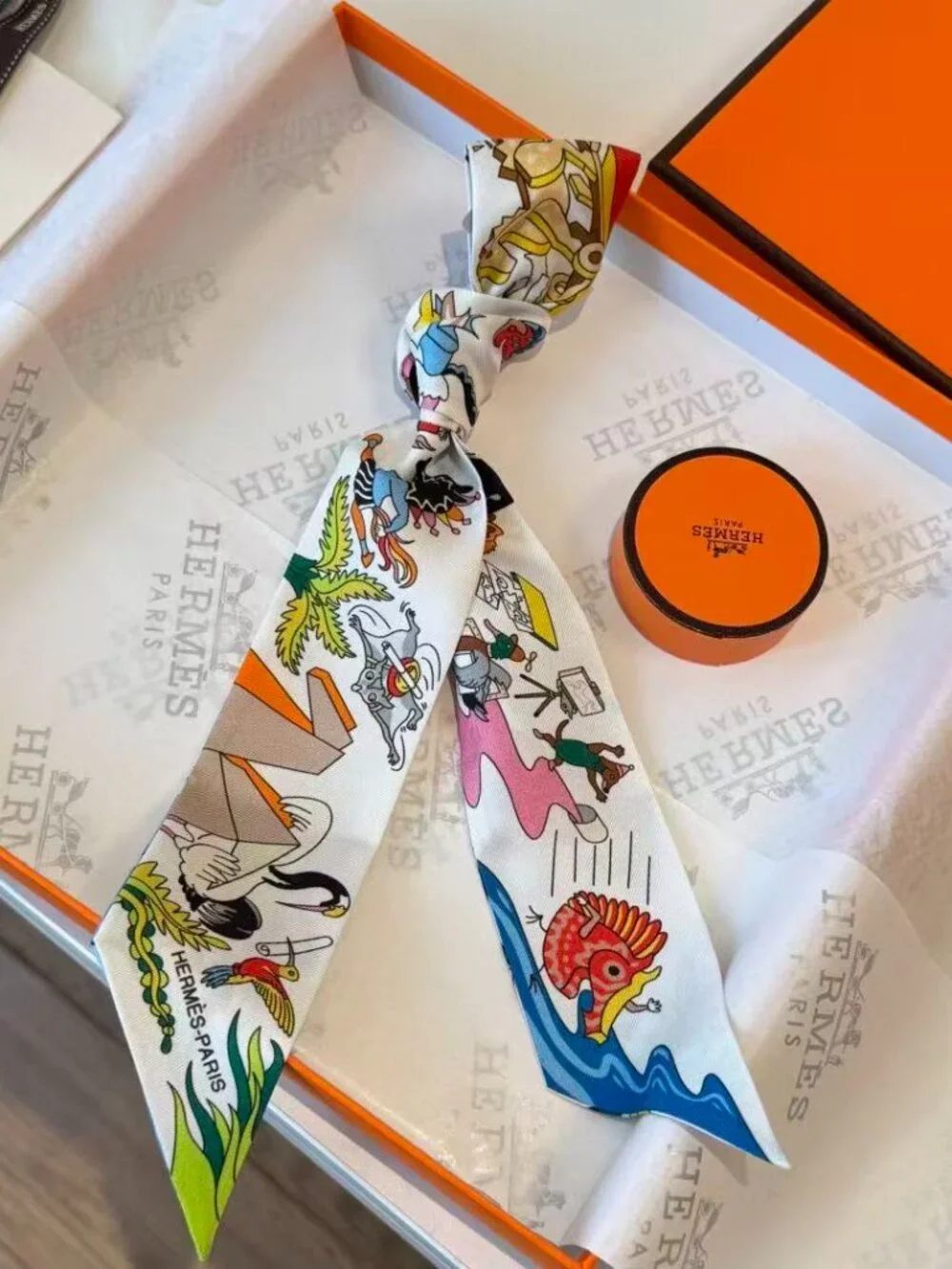 Hermes authentic hermès
